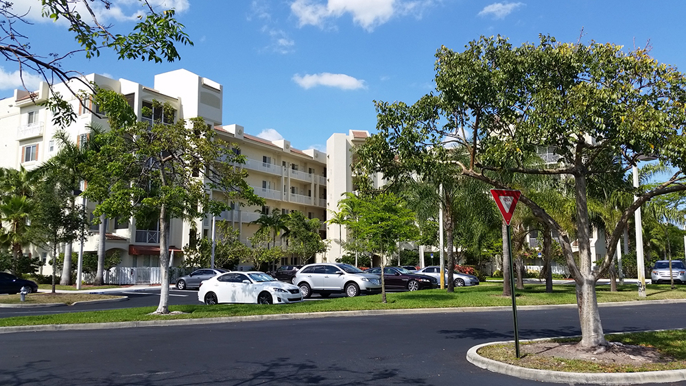 Apartment Building 5.jpg